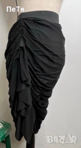 Нова Черна елегантна рокля , снимка 2 - Поли - 52510432
