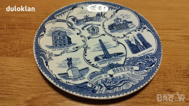 Красива порцеланова чиния от Бостън,Сащ.
