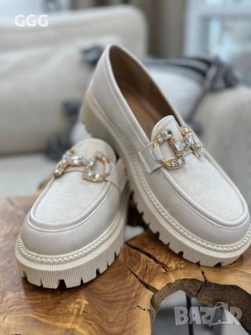 Дамски мокасини