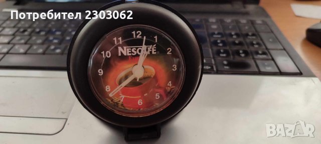 Рекламен часовник на Nescafe