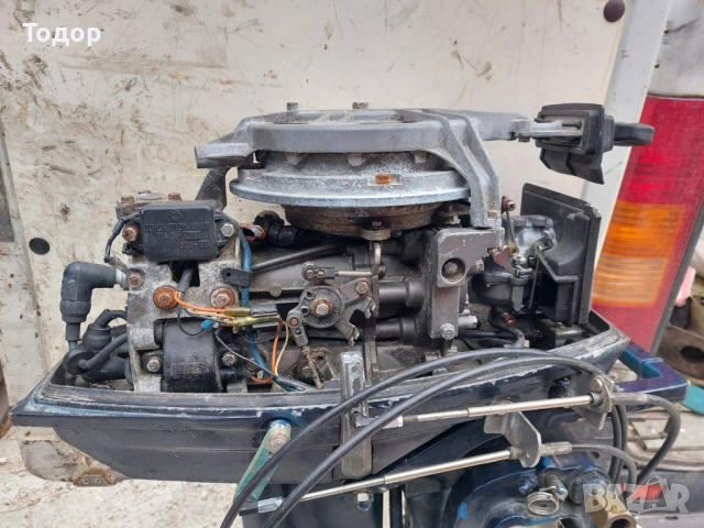 Продавам извънбордов двигател YAMAHA 25HP, работещ, внос от Италия. Може и за части., снимка 3 - Воден транспорт - 51741441