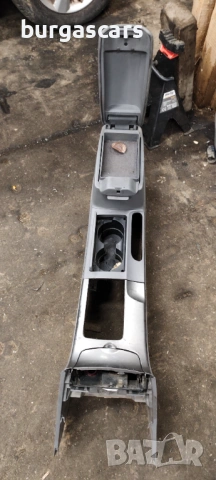 Подлакътник Mazda 6 GG, снимка 3 - Части - 53070525