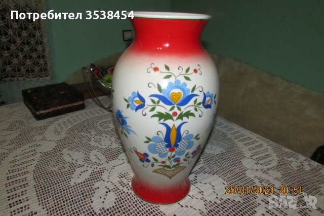 Уникална ваза на 40 години, снимка 1 - Вази - 39436148