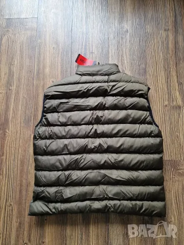 Страхотна мъжка грейка елек HUGO BOSS размер S M L XL 2XL , снимка 5 - Якета - 55894989