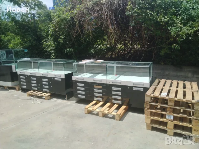 Бижутерски витрини, снимка 2 - Оборудване за магазин - 56202032