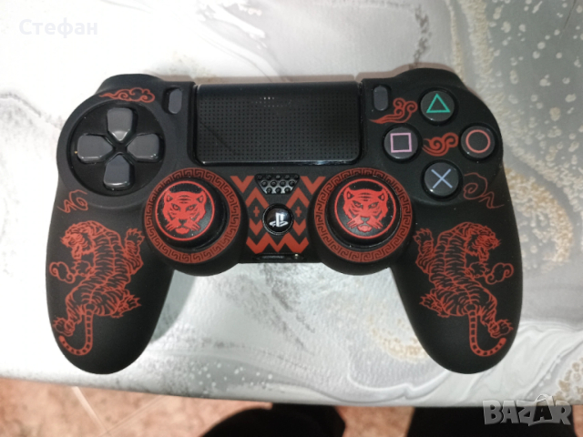 Playstation 4 pro 1tb в гаранция, снимка 2 - PlayStation конзоли - 53086932