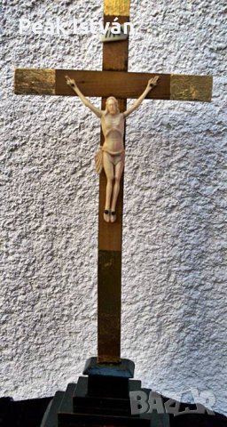 17. Античен, КОСТ Исус Христос 10,5 см, 39 см основа разпятие, кръст, корпус.1780г.
