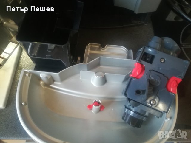 Кафемашина Delonghi ESAM4500 1350W Продава се на части! , снимка 14 - Кафемашини - 31646892