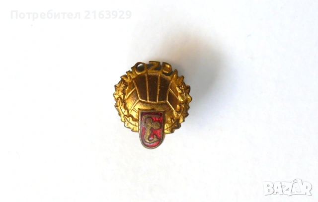 Футболна асоциация - регион Варшава - стар метален знак на винт - с емайл, снимка 2 - Колекции - 54105511