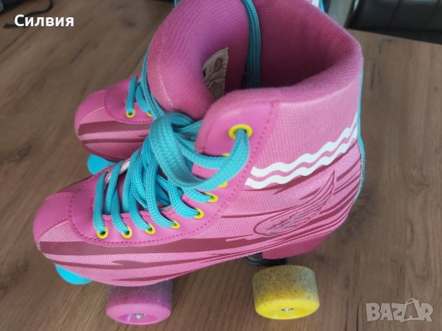 Сет кънки Soy Luna, чанта и наколенки, снимка 6 - Ролери, кънки - 39383627