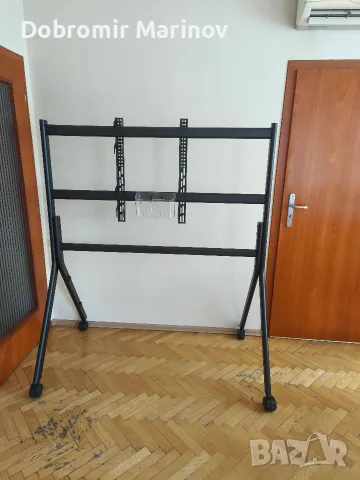 стойка за телевизор с колелца, снимка 3 - Телевизори - 56166358
