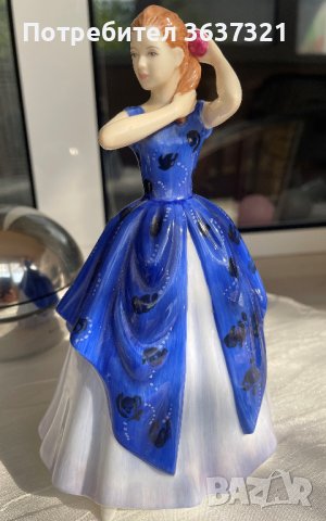 порцеланова фигура "Лаура"ROYAL DOULTON 