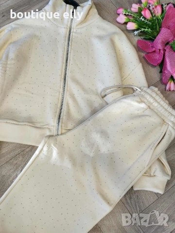 дамски комплект- черно,бяло,розово, бежово, снимка 6 - Комплекти - 52405959