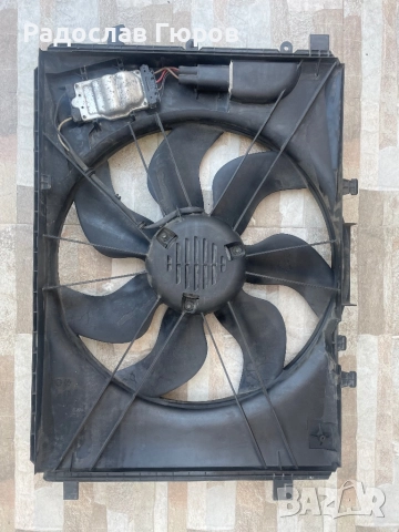 Оригинална Перка охлаждане Mercedes C class -W204, снимка 5 - Части - 51954484