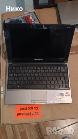 Лаптоп medion akoya notebook pc Е1222 за ремонт или части, снимка 2 - Части за лаптопи - 50370572