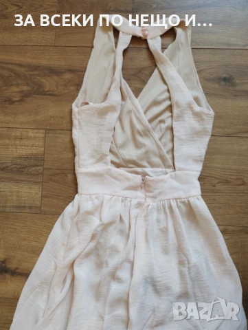 Красива дълга рокля Wal G - XS размер, снимка 2 - Рокли - 50559139