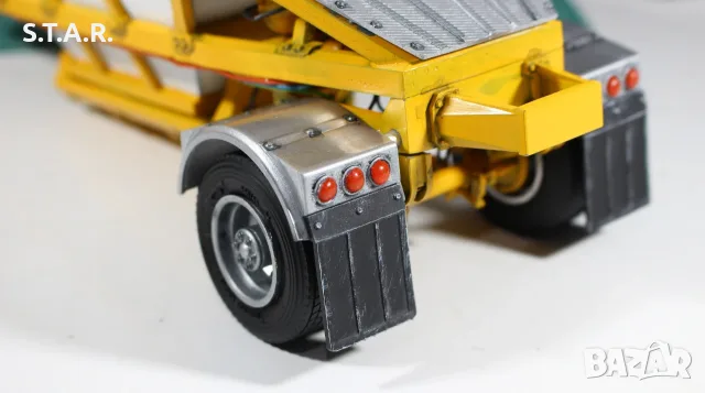 Шевролет Камион C60 Умален Модел Мащаб 1:24 с ремарке Chevrolet C60 Truck Scale 1/24 with trailer, снимка 11 - Колекции - 48581941