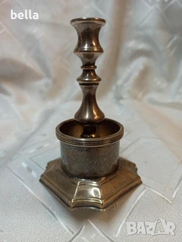 Стилен стар посребрен свещник E.P C.A,
