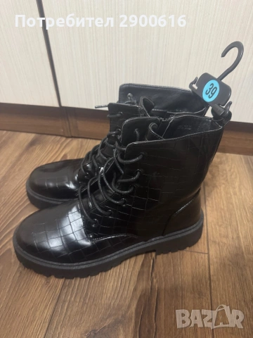 Нови боти, снимка 2 - Дамски боти - 54293039