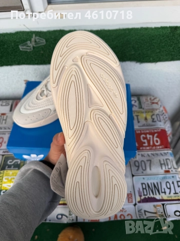 Adidas Originals Ozelia Beige, нови с кутия, EU 43 1/3, снимка 8 - Маратонки - 51911654