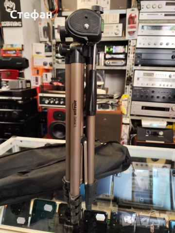 Amazon Basics 50-инчов олекотен преносим статив за монтиране на камера с чанта, за фотография при пъ, снимка 5 - Чанти, стативи, аксесоари - 51971863