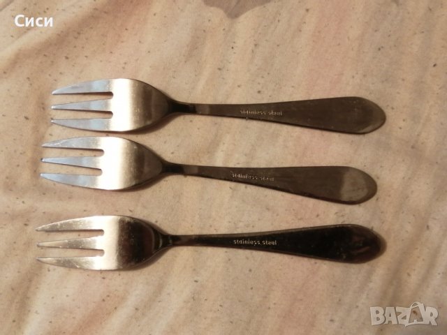 Вилици със златен кант, снимка 3 - Прибори за хранене, готвене и сервиране - 37758071