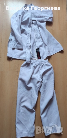 Екип за карате , снимка 2 - Детски комплекти - 52374316