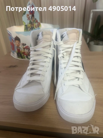 Употребявани оригинални обувки Nike, снимка 2 - Кецове - 55805177
