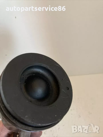 Пистон с биела тип двигател за KIA Soul 1.6 CRDi (2011), снимка 2 - Части - 53334760