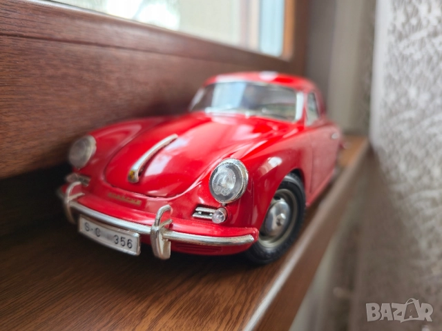 BBURAGO метална колекционерска количка PORSCHE 356B COUPE 1961г. 1:18