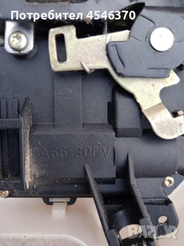 Брави предни врати ляв-десен брой 30лв  за Волксваген Голф 5 1.9 дизел 105к.с 2006г , снимка 3 - Части - 51233191