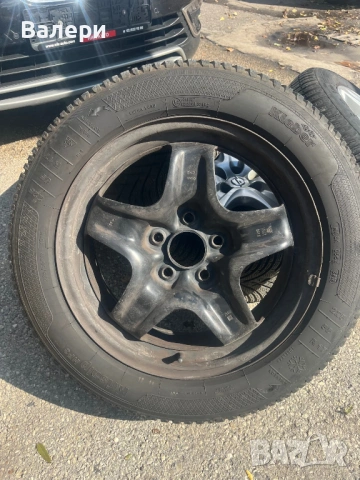 Железни джанти за Opel Insignia със оригинални тасове. , снимка 3 - Гуми и джанти - 53189953