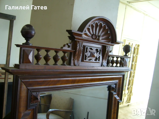 Уникално Старинно Огледало, снимка 2 - Антикварни и старинни предмети - 51240540