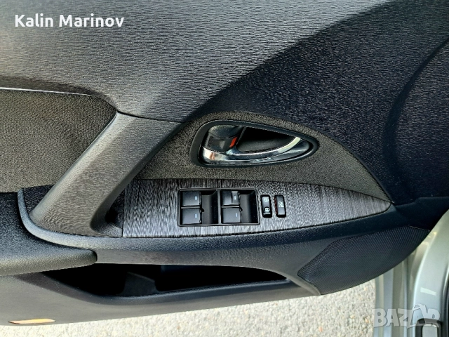 Тойота Авенсис 2.0 D4D 2009г., снимка 8 - Автомобили и джипове - 51449871