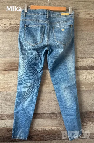 Дамски дънки Guess М размер, снимка 4 - Дънки - 56185147