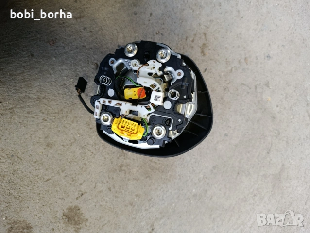 Арматурно табло Голф 7.5, снимка 10 - Части - 53053055