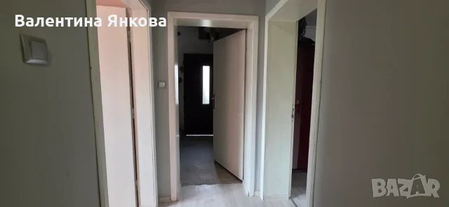 Двуетажна къща в с. Клокотница, снимка 14 - Къщи - 56496197