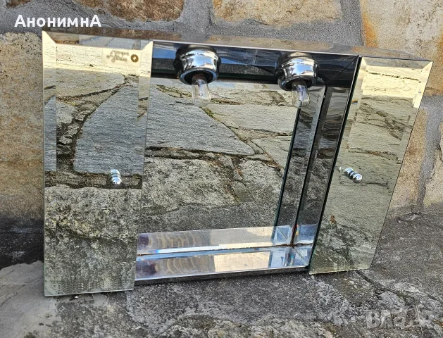 Огледален шкаф с осветление , снимка 3 - Огледала - 56438481