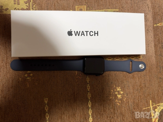 Часовник Apple Watch SE 3 44mm, снимка 4 - Смарт гривни - 56485186