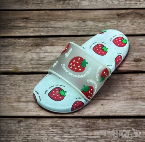 Летни дамски плажни чехли - Освежете стила си с удобство и настроение на плажа