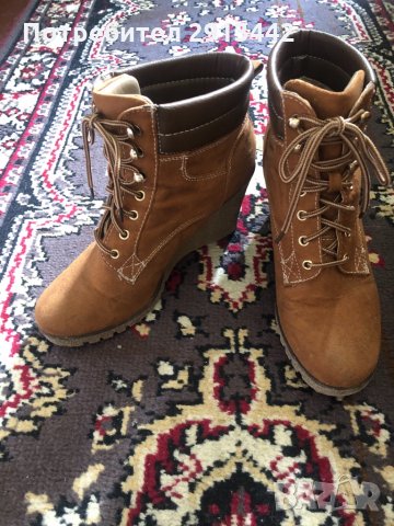 Дамски боти, снимка 2 - Дамски боти - 31694422