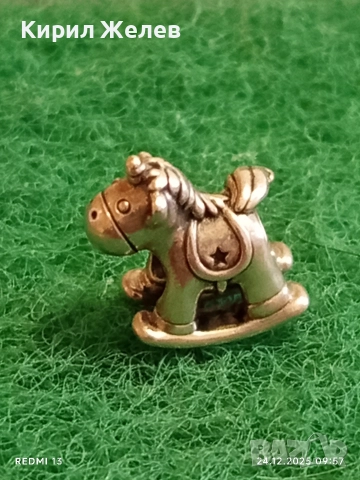 Сребърен талисман Люлеещо се конче Бруно еднорога на Pandora 50802, снимка 3 - Колиета, медальони, синджири - 52889776