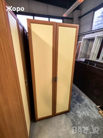 Продаваме двукрилни гардероби, снимка 12 - Гардероби - 52128075