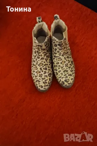 Дамско тигрово еко кожухче и дамски тигрови боти, снимка 3 - Якета - 48199206