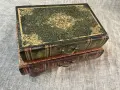 Кутия за бижута с форма на старинни книги, снимка 2