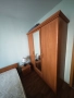 Спалня с матрак гардероб с нощни щкафчета и огледало 160х200 и 130см гардероб, снимка 2