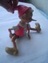 Колекционерска Стара бакелитена детска играчка Пинокио      Буратинодоста запазена за годините си, снимка 7