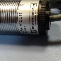 датчик Telemecanique XSA-A10011 proximiti switch 24/240 V, снимка 4 - Резервни части за машини - 35180119