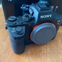 гаранция Нов Sony Alpha 7 M2 Full Frame+обектив FE 28-70+чанта+карта памет, снимка 9 - Фотоапарати - 42574537