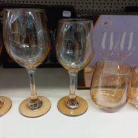 Тъмно златисти стъклени чаши за вино ,ракия ,вода и уиски -45лв за 6 броя в кутия, снимка 1 - Декорация за дома - 44255600